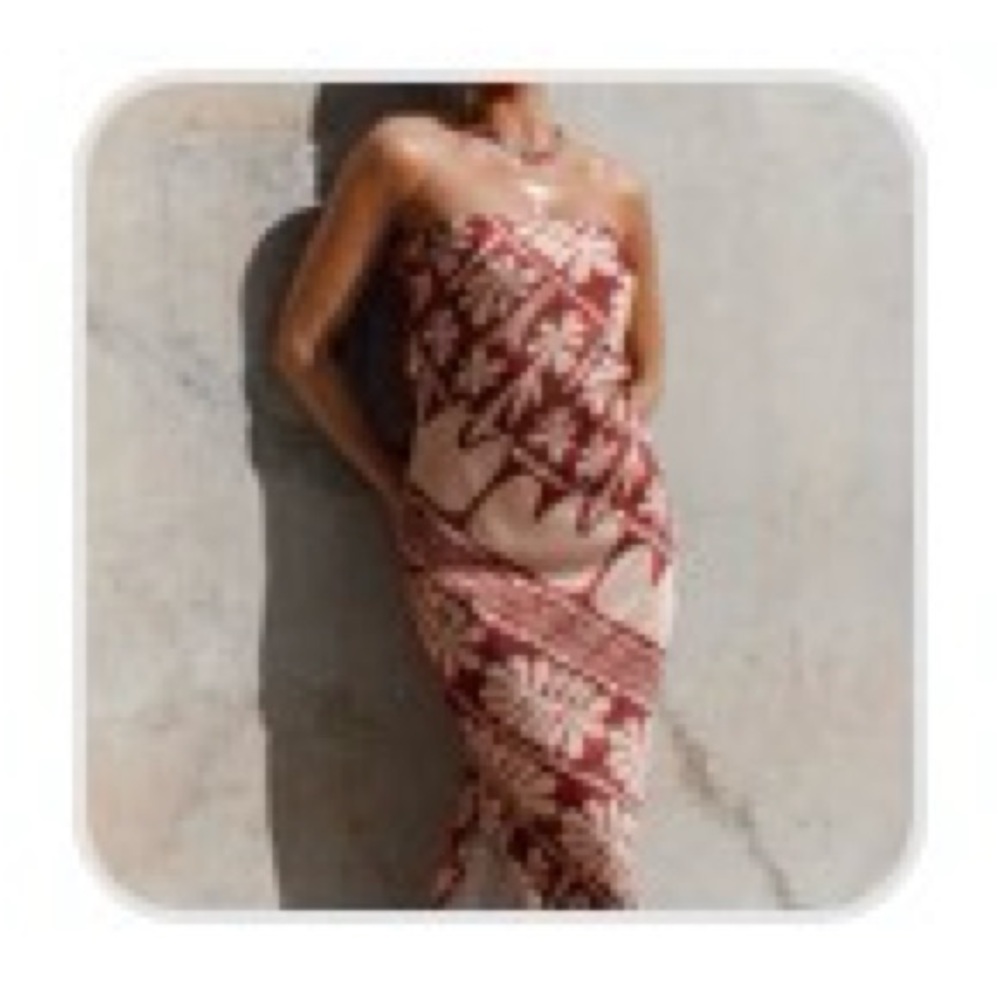 Petal and Pup Amelia resort dress medium red and cream tropical